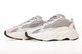 SNEAKERS YZY BOOST 700 "STATIC"